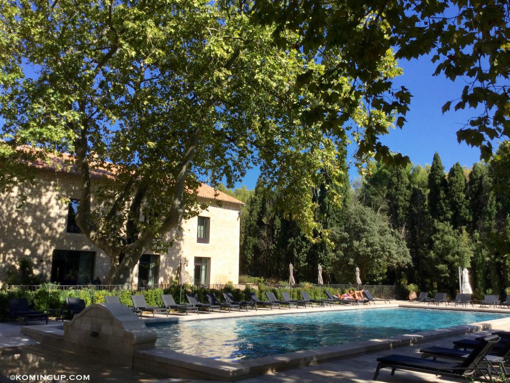 le-domaine-de-manville-hotel-cinq-etoiles-les-baux-de-provence-piscine