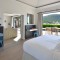 hotel-taiwana-saint-barthelemy-caraibes-beachfront-suites-villa-8-by-komingup-blog-dernieres-tendances-du-voyage